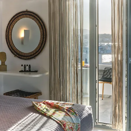 Ariti Seaside 4* Naousa (Paros)