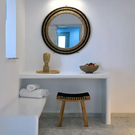 Ariti Seaside Aparthotel Naousa (Paros)