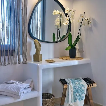 Ariti Seaside Apart Otel 4*